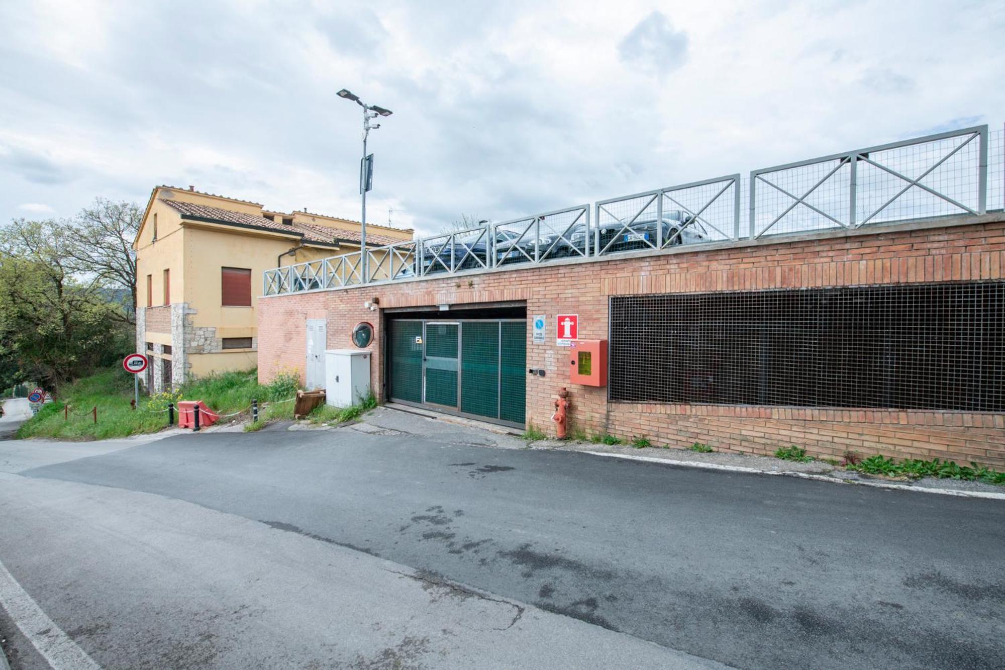 Bellavista Free Parking City Center San Gimignano Exterior photo